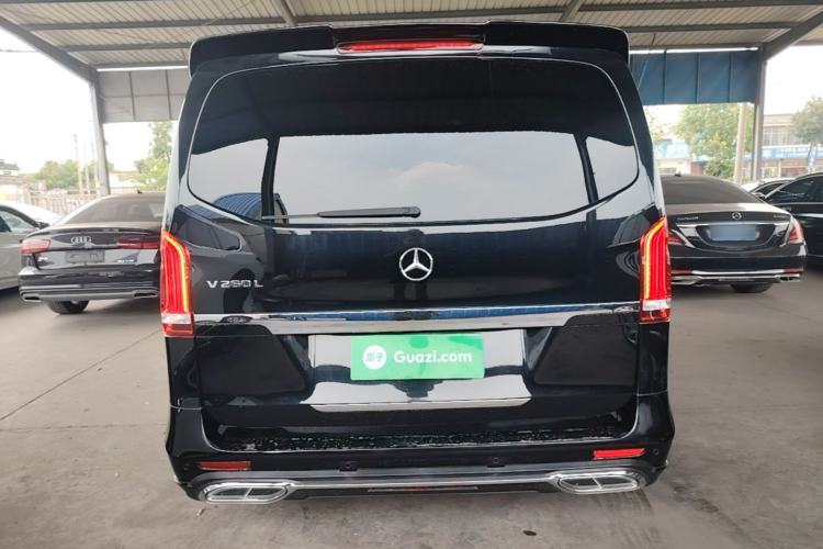 Used Mercedes-Benz V-Class 2017 V 260 L Prestige Extended Edition Rear