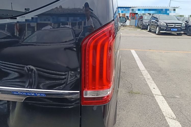 Used Mercedes-Benz V-Class 2017 V 260 L Prestige Extended Edition Right Rear Taillight