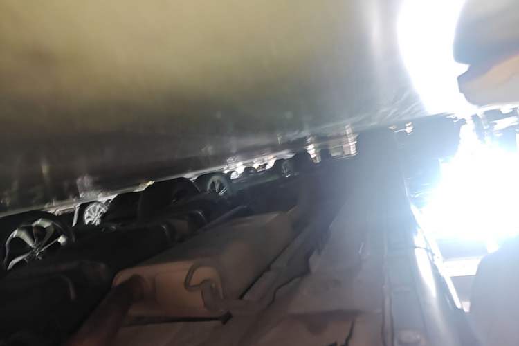 Used Mercedes-Benz V-Class 2017 V 260 L Prestige Extended Edition Right Side Sill