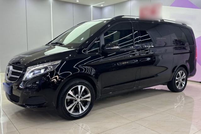 Used Mercedes-Benz V-Class 2017 V 260 Avantgarde Edition