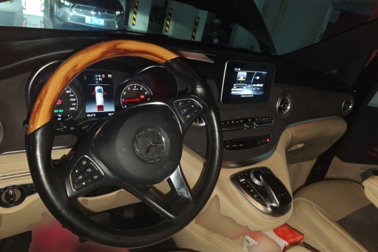 Used Mercedes-Benz V-Class  Steering Wheel
