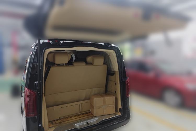 Used Mercedes-Benz V-Class  Trunk