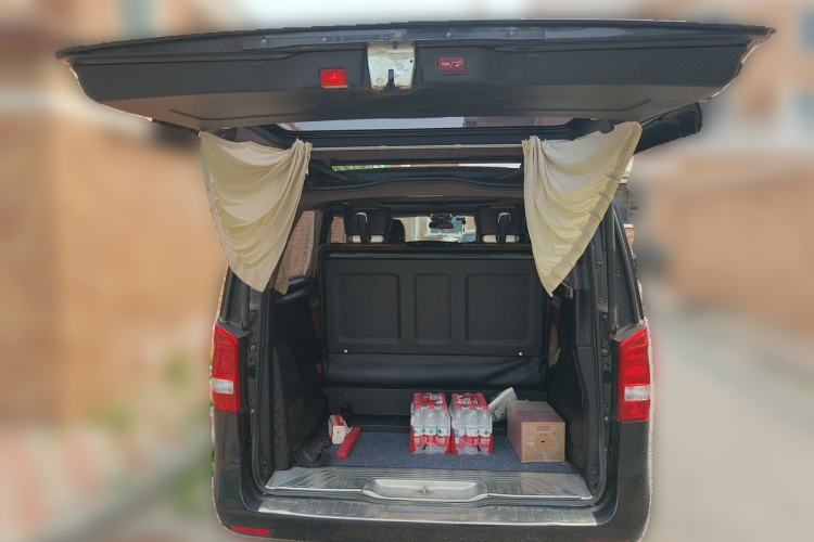 Used Mercedes-Benz V-Class  Trunk