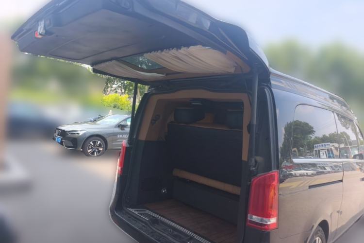 Used Mercedes-Benz V-Class  Trunk