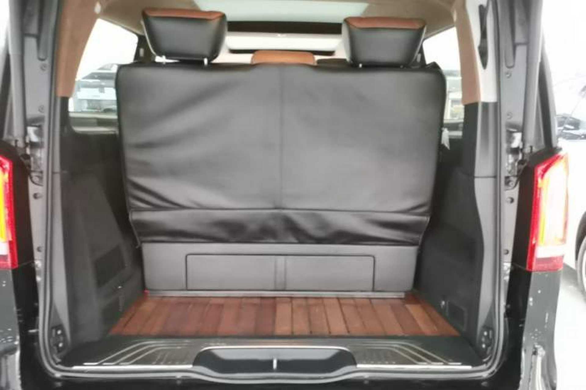 Used Mercedes-Benz V-Class 2017 V 260 Avantgarde Edition Trunk