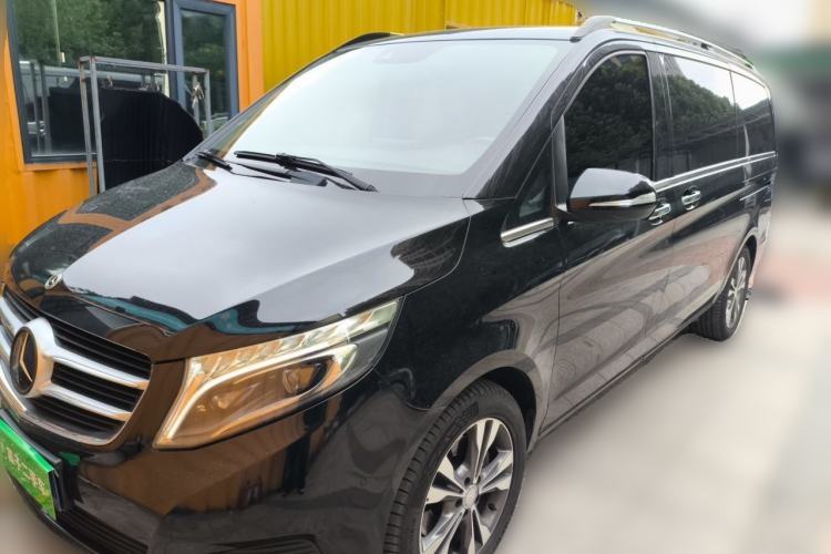 Used Mercedes-Benz V-Class 2017 V 260 Avantgarde Edition Guazi used car, China used car export, Used car for sale, Used cars, Cheapest cars for sale