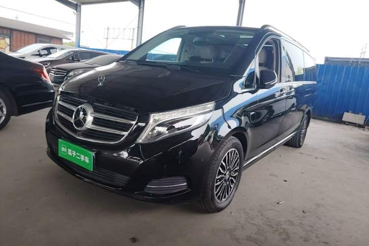 Used Mercedes-Benz V-Class 2017 V 260 L Prestige Extended Edition Guazi used car, China used car export, Used car for sale, Used cars, Cheapest cars for sale