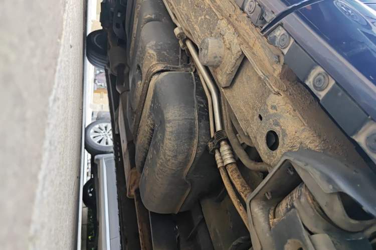 Used Mercedes-Benz V-Class 2017 V 260 L Prestige Extended Edition Chassis Rear Left