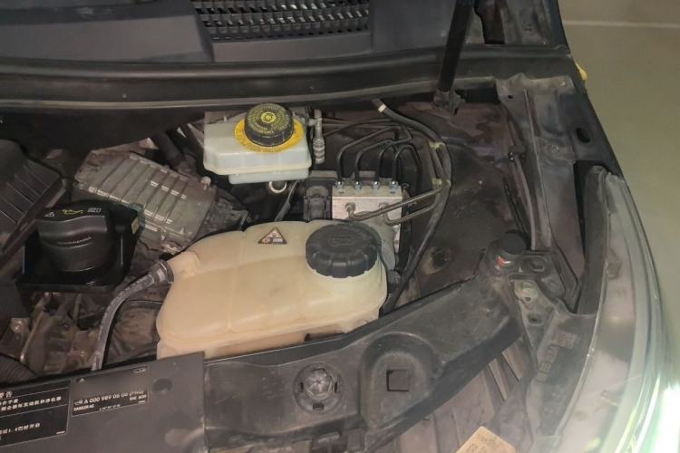 Used Mercedes-Benz V-Class 2017 V 260 Prestige Edition Engine Bay Left
