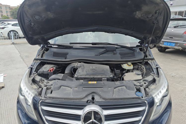 Used Mercedes-Benz V-Class 2017 V 260 Prestige Edition Engine Bay