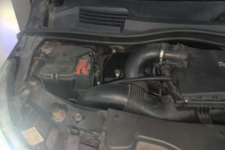 Used Mercedes-Benz V-Class 2017 V 260 Prestige Edition Engine Bay Right