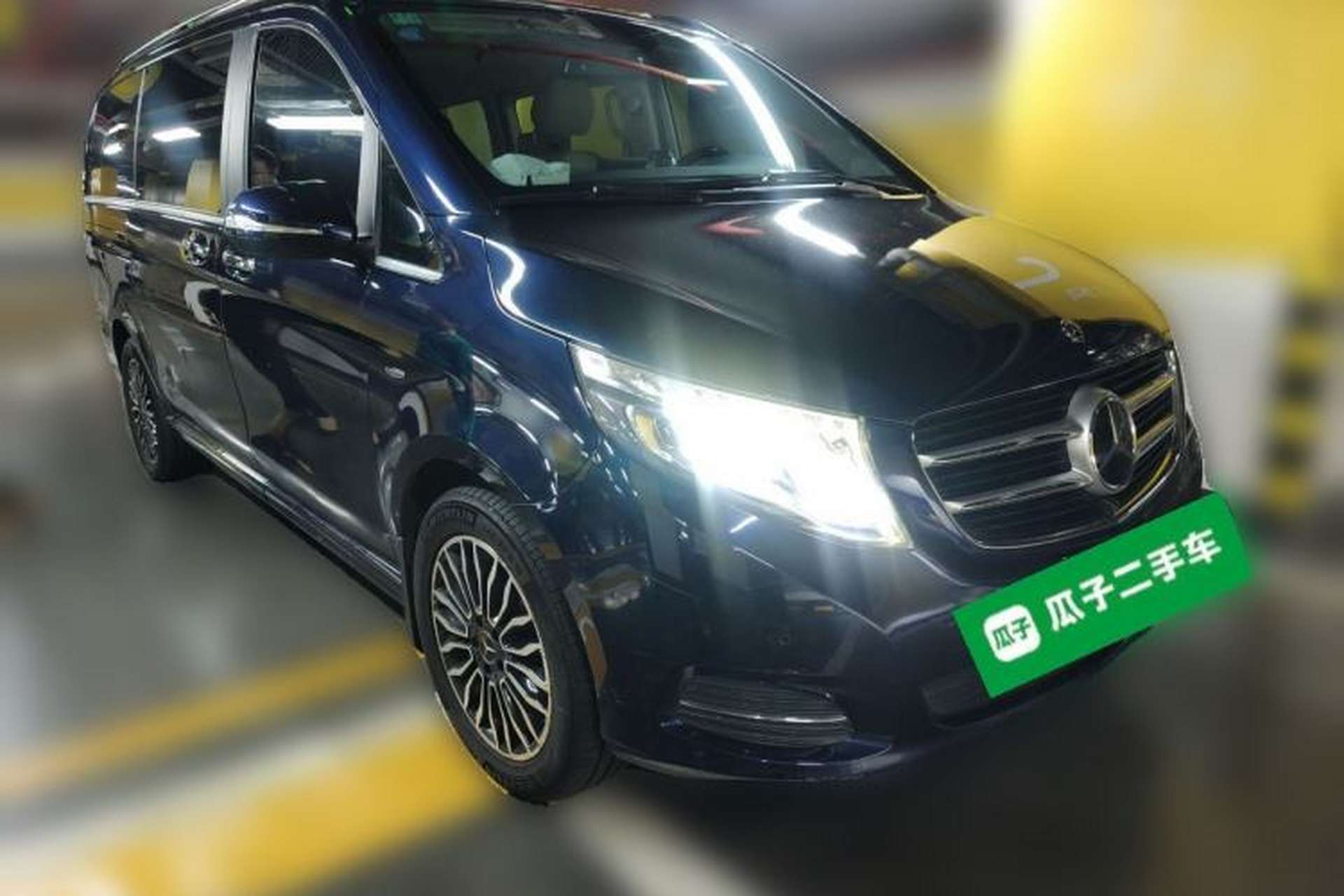 Used Mercedes-Benz V-Class 2017 V 260 Prestige Edition Front Right 45 Deg