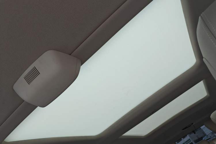 Used Mercedes-Benz V-Class 2017 V 260 Prestige Edition Headliner