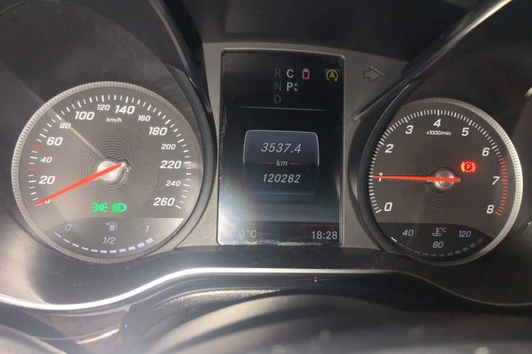 Used Mercedes-Benz V-Class 2017 V 260 Prestige Edition Instrument Cluster