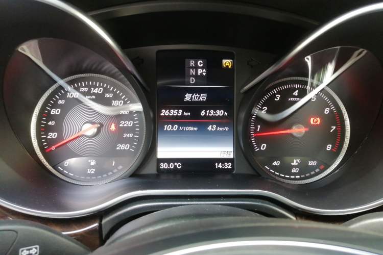 Used Mercedes-Benz V-Class 2017 V 260 Prestige Edition Instrument Cluster