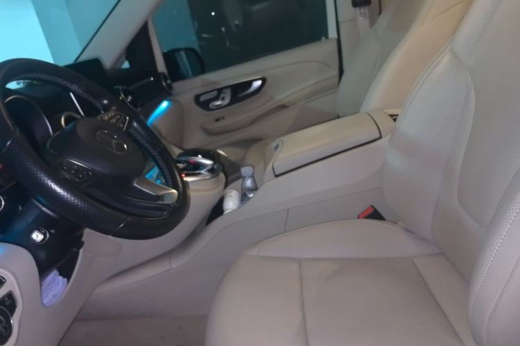Used Mercedes-Benz V-Class 2017 V 260 Prestige Edition Left Front Seat