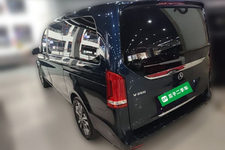 Used Mercedes-Benz V-Class 2017 V 260 Avantgarde Edition Rear Left 45 Deg