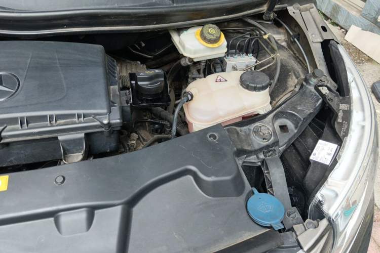 Used Mercedes-Benz V-Class 2017 V 260 L Prestige Extended Edition Engine Bay Left
