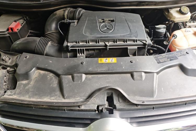 Used Mercedes-Benz V-Class 2017 V 260 Prestige Edition Engine Bay