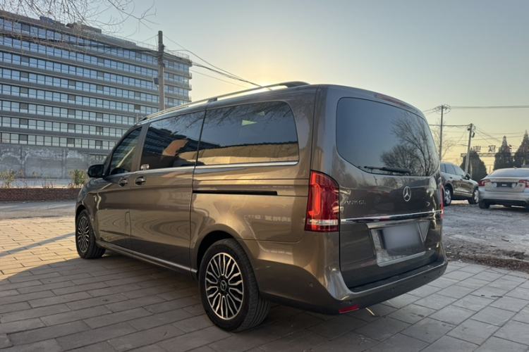 Used Mercedes-Benz V-Class 2017 V 260 Prestige Edition Exterior 3