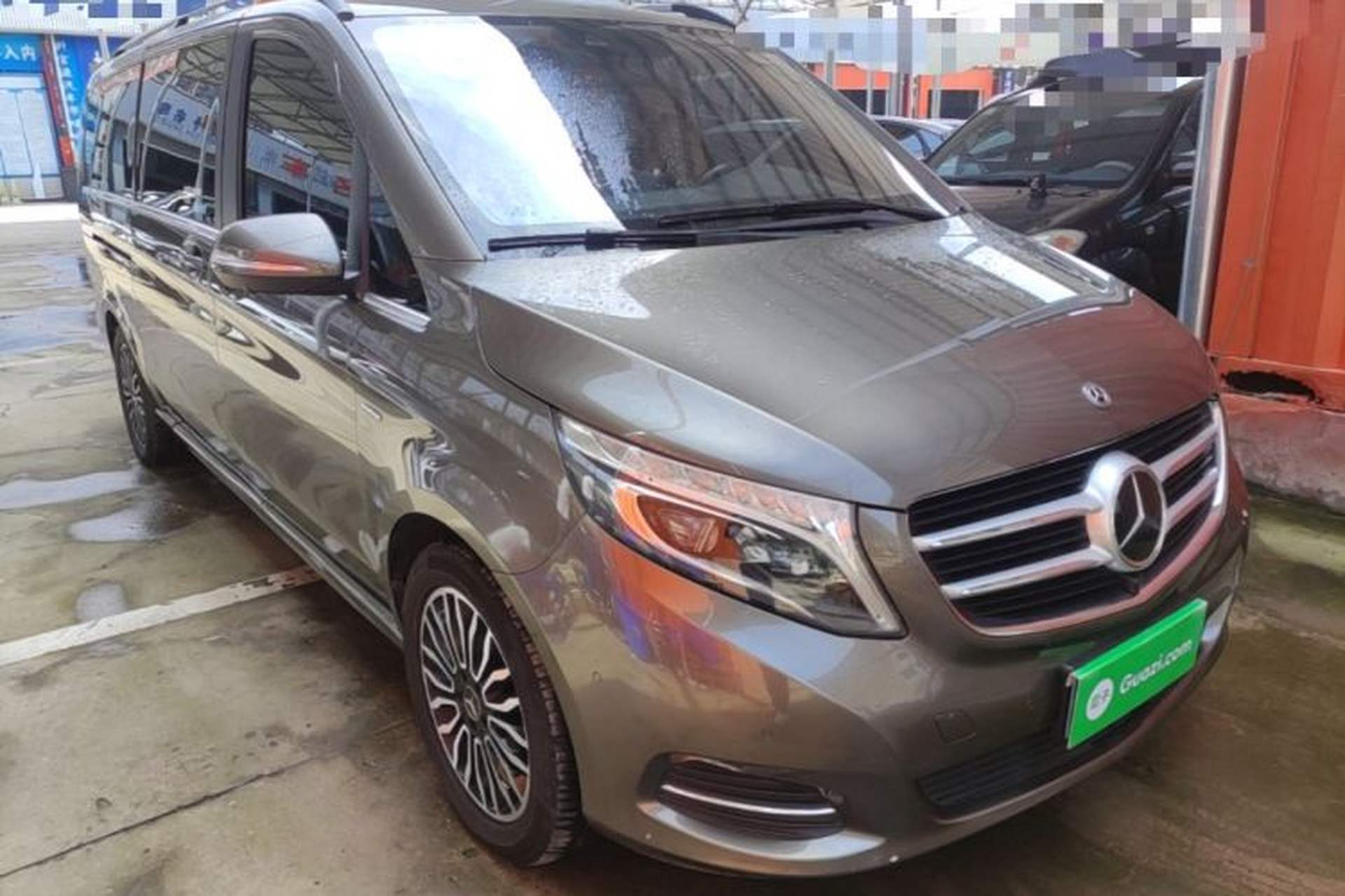 Used Mercedes-Benz V-Class 2017 V 260 L Prestige Extended Edition Front Right 45 Deg