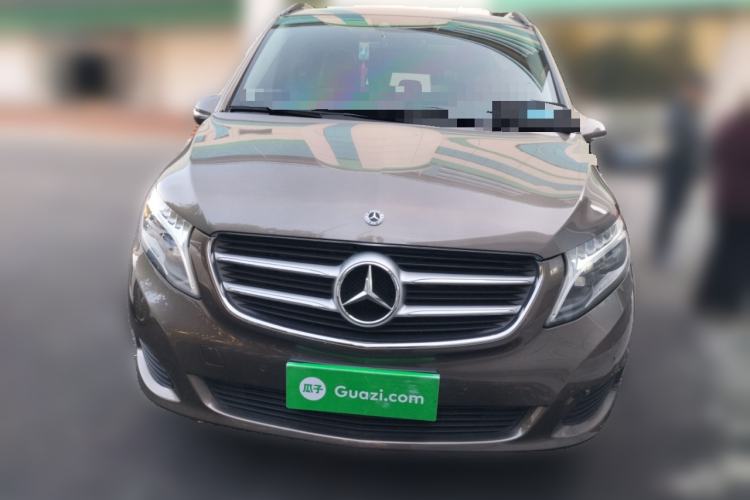 Used Mercedes-Benz V-Class 2017 V 260 Avantgarde Edition Front