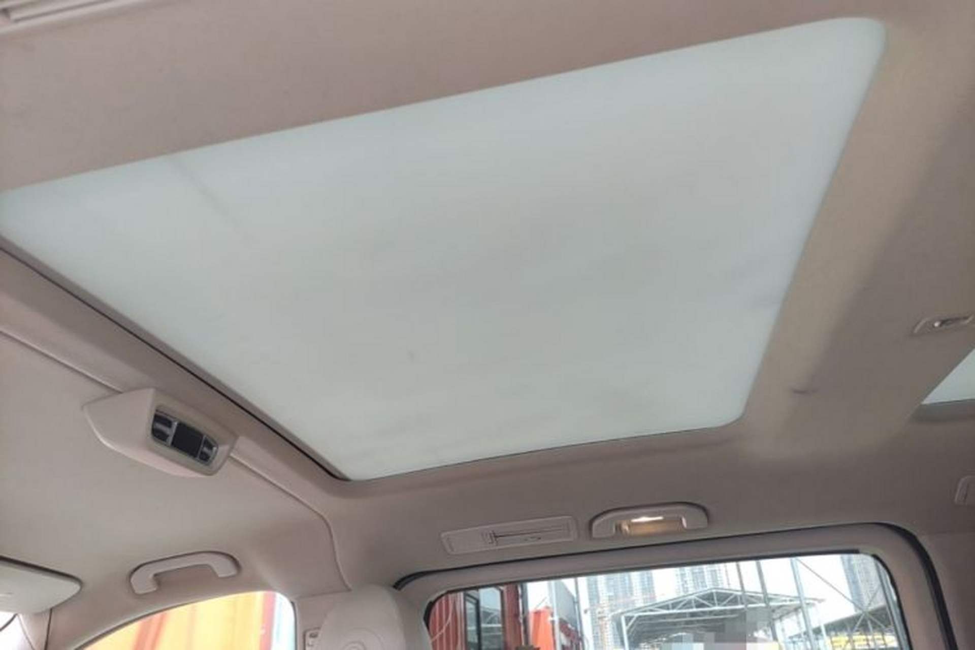 Used Mercedes-Benz V-Class 2017 V 260 L Prestige Extended Edition Headliner