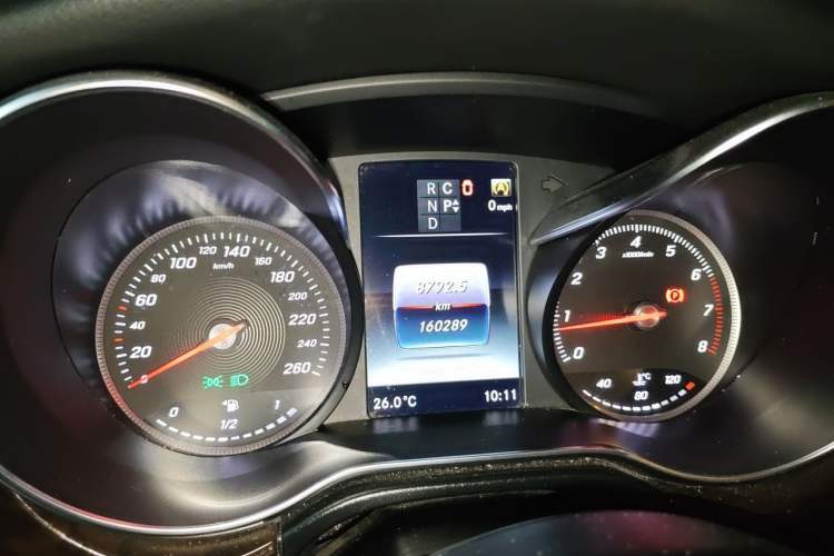 Used Mercedes-Benz V-Class 2017 V 260 L Prestige Extended Edition Instrument Cluster