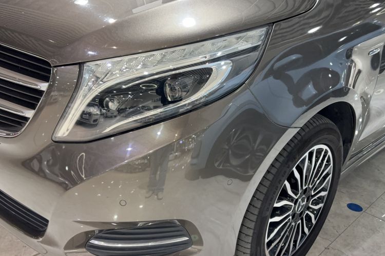 Used Mercedes-Benz V-Class 2017 V 260 Prestige Edition Left Front Headlight