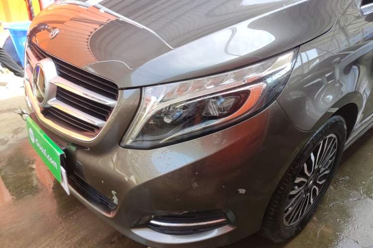 Used Mercedes-Benz V-Class 2017 V 260 L Prestige Extended Edition Left Front Headlight