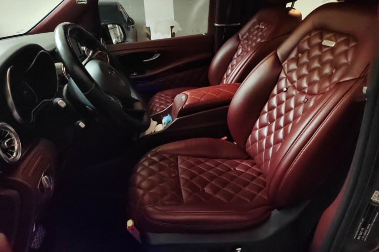 Used Mercedes-Benz V-Class 2017 V 260 Avantgarde Edition Left Front Seat