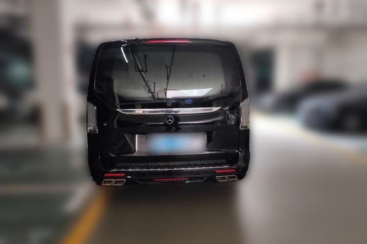 Used Mercedes-Benz V-Class 2017 V 260 Avantgarde Edition Rear