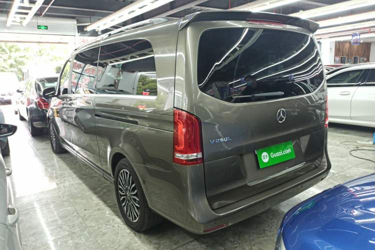 Used Mercedes-Benz V-Class 2017 V 260 L Prestige Extended Edition Rear Left 45 Deg