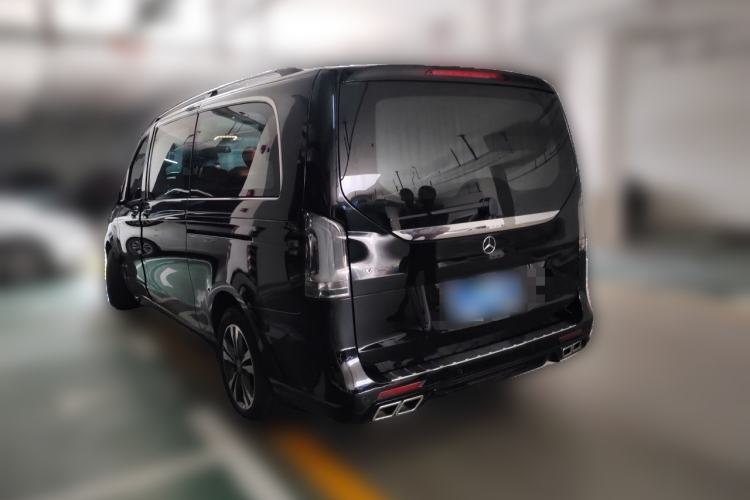 Used Mercedes-Benz V-Class 2017 V 260 Avantgarde Edition Rear Left 45 Deg