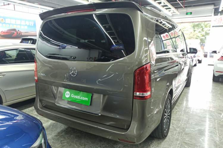 Used Mercedes-Benz V-Class 2017 V 260 L Prestige Extended Edition Rear Right 45 Deg