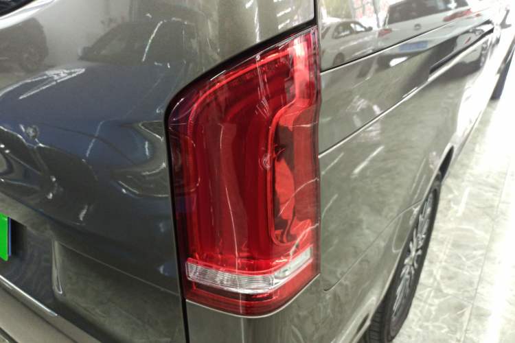 Used Mercedes-Benz V-Class 2017 V 260 L Prestige Extended Edition Right Rear Taillight