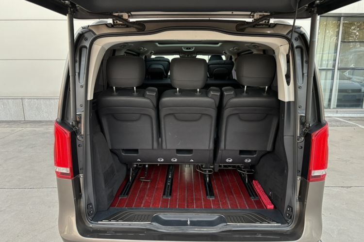 Used Mercedes-Benz V-Class 2017 V 260 Prestige Edition Trunk
