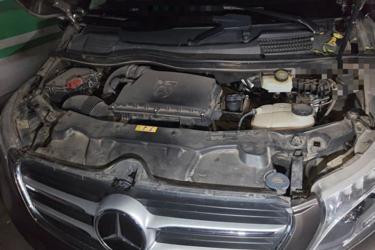 Used Mercedes-Benz V-Class 2017 V 260 L Prestige Extended Edition Engine Bay