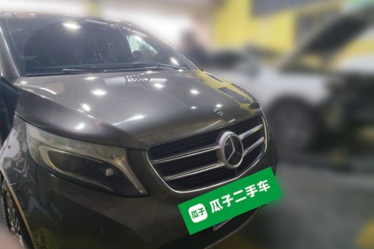 Used Mercedes-Benz V-Class 2017 V 260 L Prestige Extended Edition Front