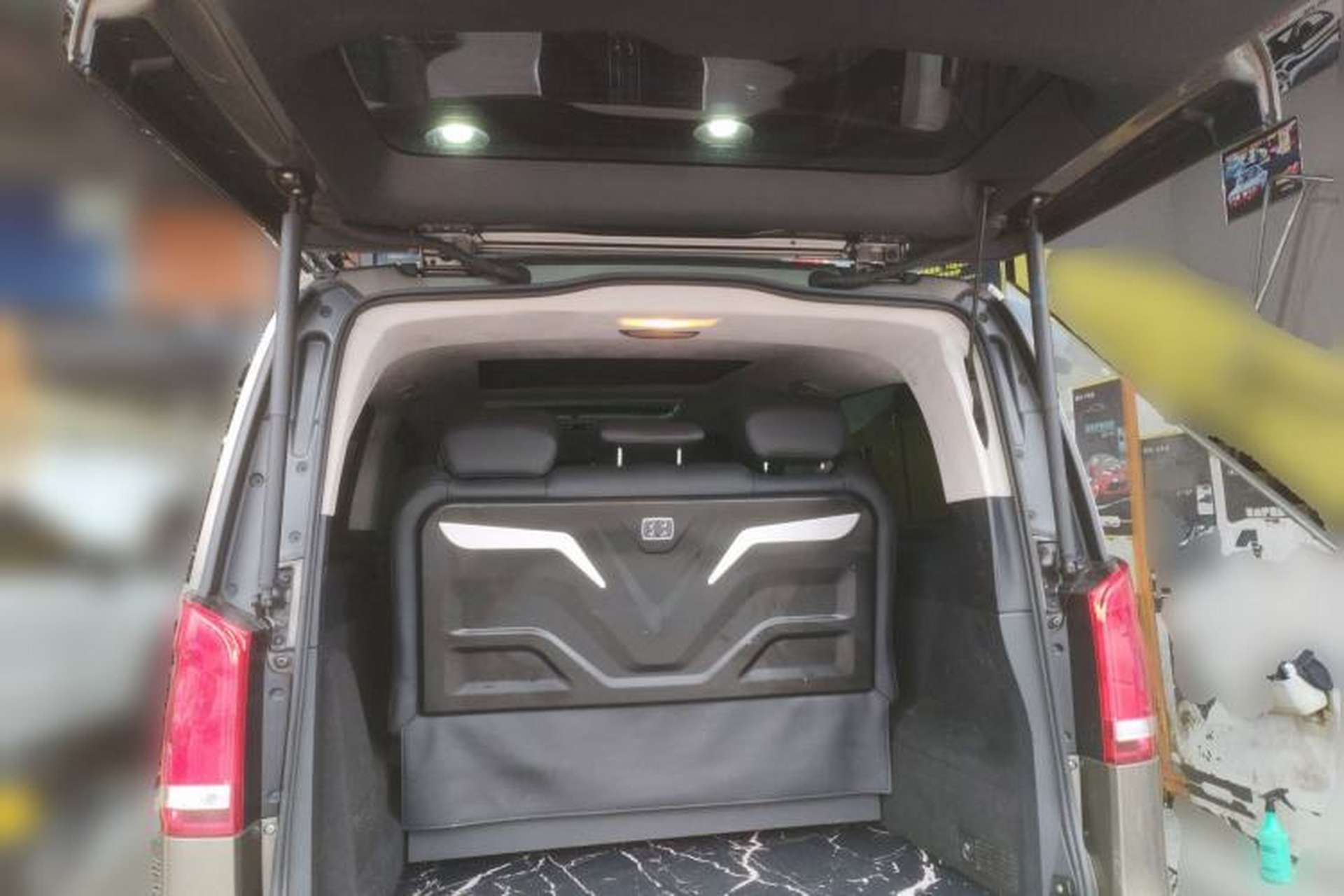 Used Mercedes-Benz V-Class 2017 V 260 L Prestige Extended Edition Trunk