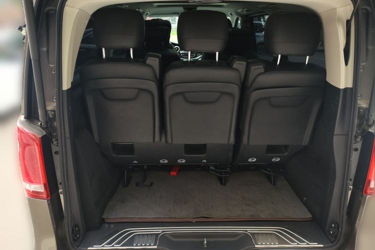 Used Mercedes-Benz V-Class 2017 V 260 L Prestige Extended Edition Trunk