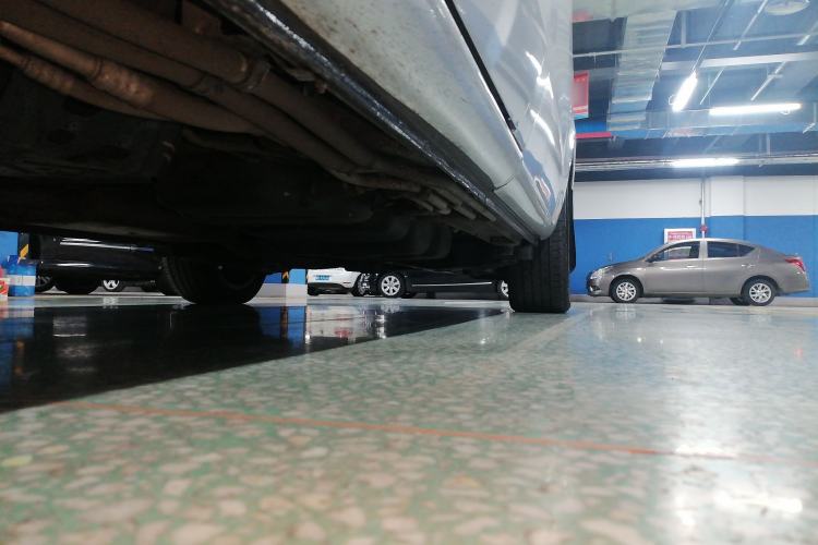 Used Mercedes-Benz V-Class 2017 V 260 Avantgarde Edition Chassis Front Left