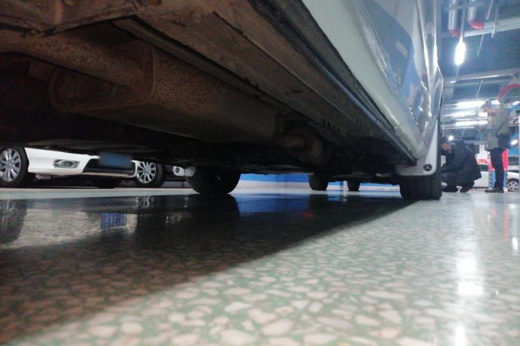 Used Mercedes-Benz V-Class 2017 V 260 Avantgarde Edition Chassis Rear Right