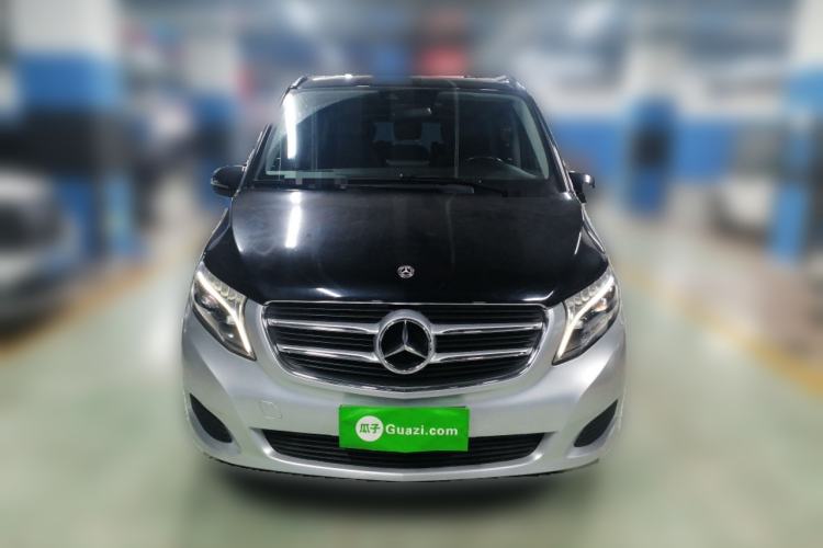 Used Mercedes-Benz V-Class 2017 V 260 Avantgarde Edition Front