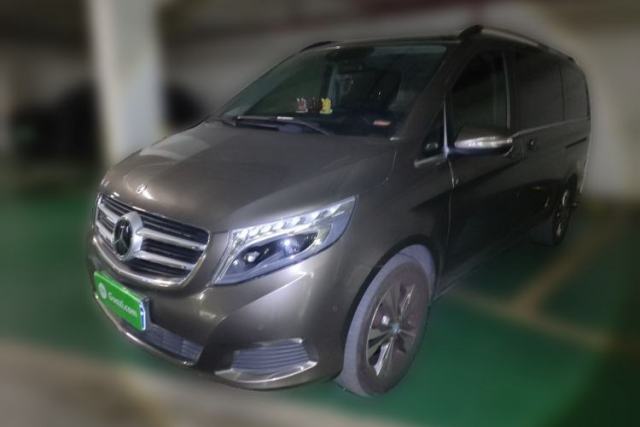 Used Mercedes-Benz V-Class 2017 V 260 Avantgarde Edition