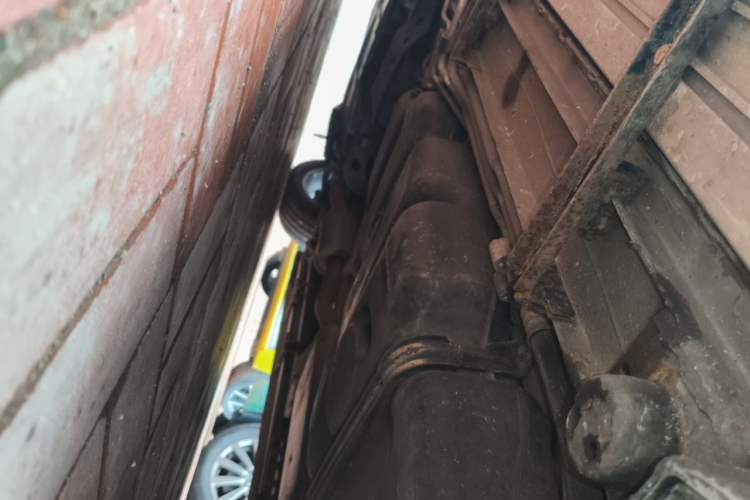 Used Mercedes-Benz V-Class 2017 V 260 Avantgarde Edition Chassis Rear Left