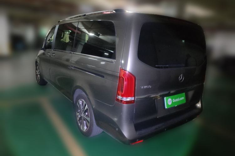 Used Mercedes-Benz V-Class 2017 V 260 Avantgarde Edition Rear Left 45 Deg