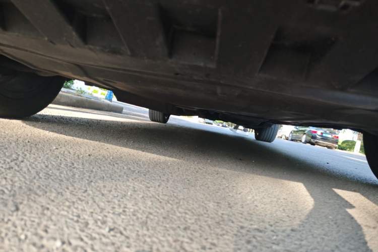 Used Mercedes-Benz V-Class 2017 V 260 Avantgarde Edition Chassis Front