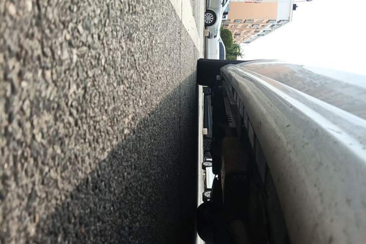 Used Mercedes-Benz V-Class 2017 V 260 L Prestige Extended Edition Chassis Front Right