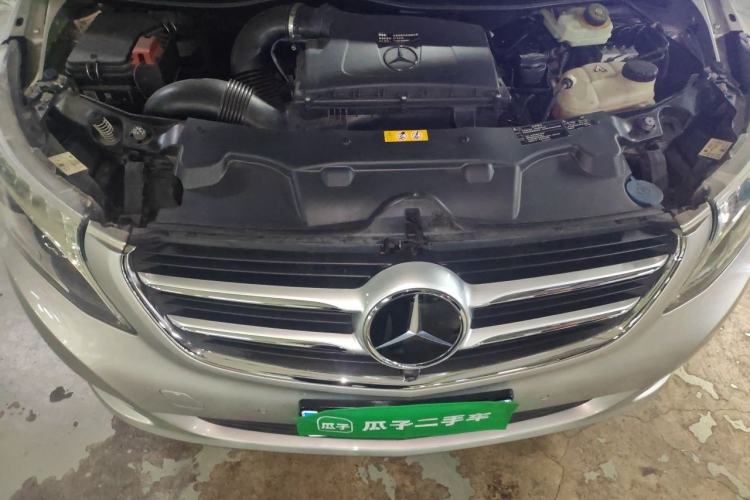 Used Mercedes-Benz V-Class 2017 V 260 Prestige Edition Engine Bay